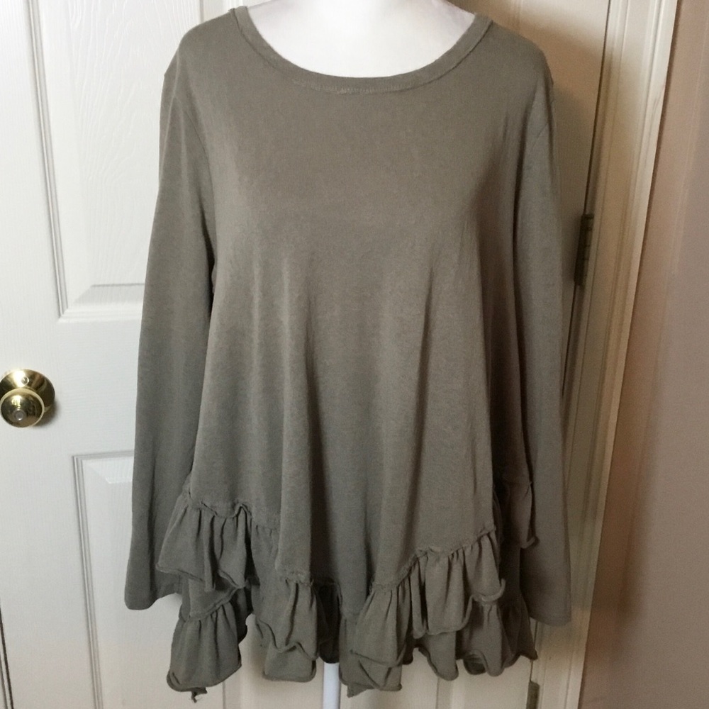 Easel Olive Green Double Hem Ruffle Long Sleeve Tunic Top - Size M
